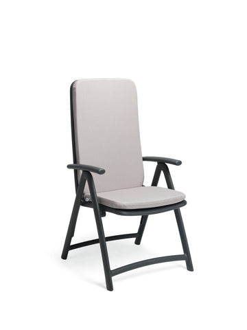 Szürke színű, kosz álló kerti párna – prémium olasz kerti bútor